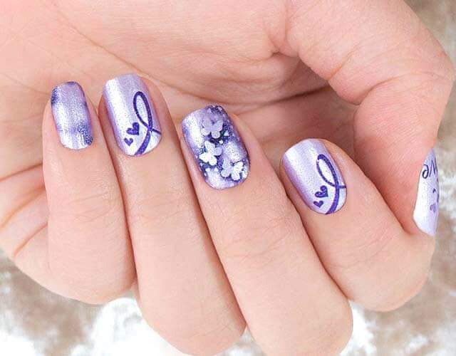 👉 If you haven't tried Color Street Nail strips yet, nows the time😍
👉$2 from every sale of these gorgeous sets will be donated for Alzheimer's research! 

These make such great Christmas gifts, or stocking stuffers!

Buy 3 get 1 free on my link below👇
 colorstreet.com/KIMROBBINS/par…