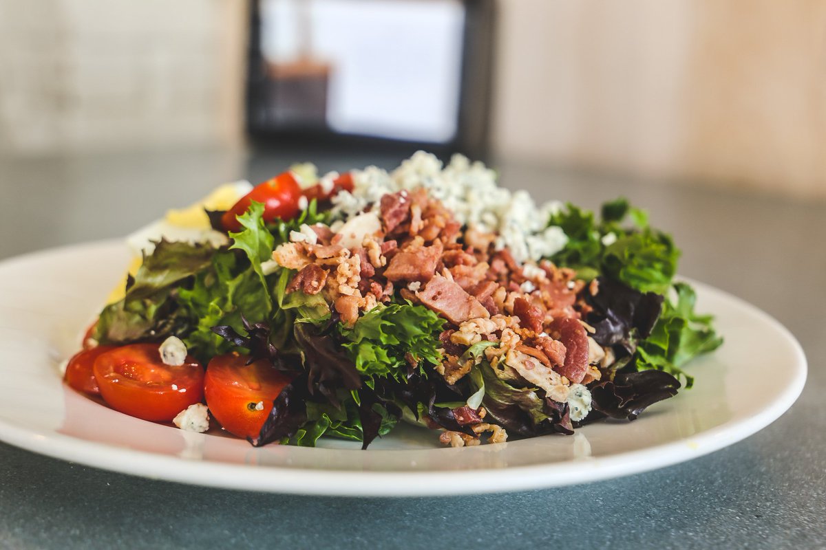 MysticMarketCT's tweet photo. Need a quick yet delectable fix? Head to any of our locations for your choice of six Market-made salads, ranging from Caesar to Market South to Power Green. https://t.co/rcIIrfkTeP