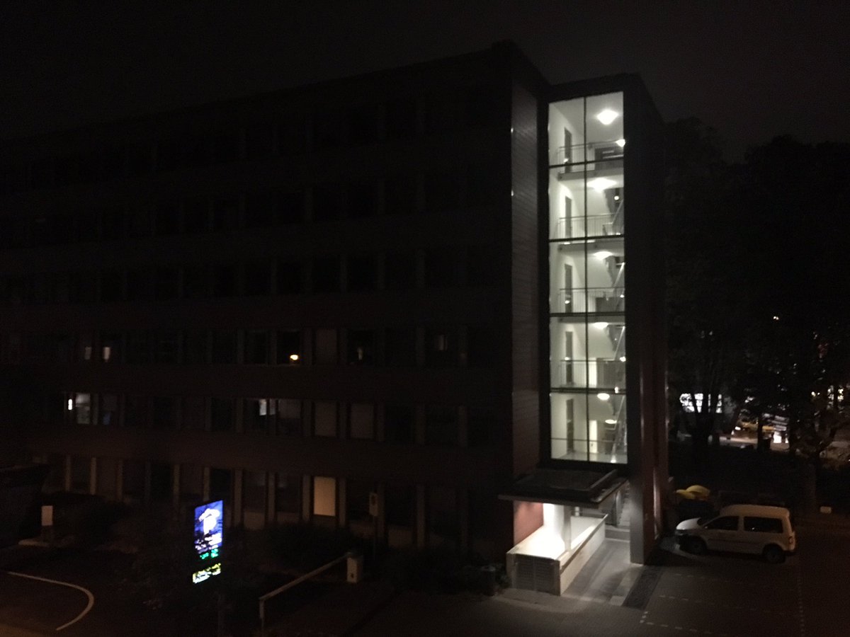 Lara Hochfeld (@lmhighfield) on Twitter photo Frage an <a href="/BundesstadtBonn/">Bundesstadt Bonn</a> <a href="/AshokSridharan1/">Ashok Sridharan</a> @wirfuerhier: Ist es wirklich nötig, dass jede Nacht das Treppenhaus im Beueler Rathaus beleuchtet wird?Unwahrscheinlich das um diese Uhrzeit (im Treppenhaus) noch jmd. arbeitet! #Bonn #Energieverschwendung #Energiewende? Frage an <a href="/BundesstadtBonn/">Bundesstadt Bonn</a> <a href="/AshokSridharan1/">Ashok Sridharan</a> @wirfuerhier: Ist es wirklich nötig, dass jede Nacht das Treppenhaus im Beueler Rathaus beleuchtet wird?Unwahrscheinlich das um diese Uhrzeit (im Treppenhaus) noch jmd. arbeitet! #Bonn #Energieverschwendung #Energiewende?