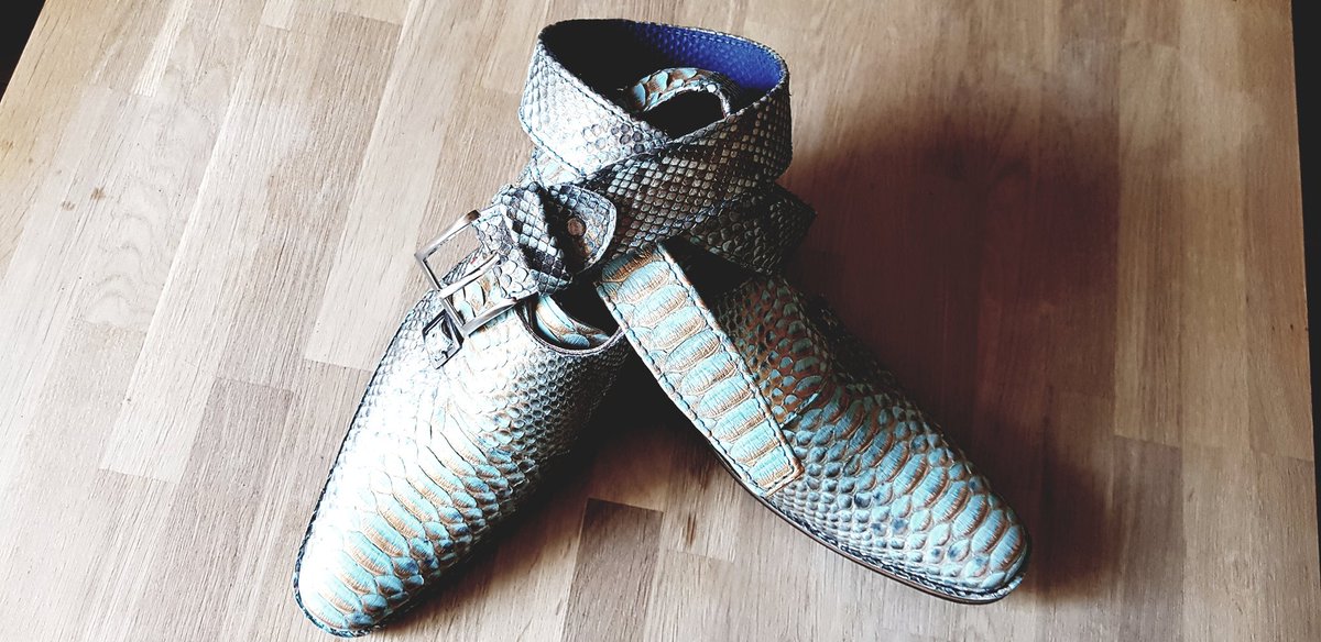 #unieke#combi#python#shoes diverse modellen te bestellen.
Email carlokops@handmade-shoes.nl Of handmade-shoes.nl