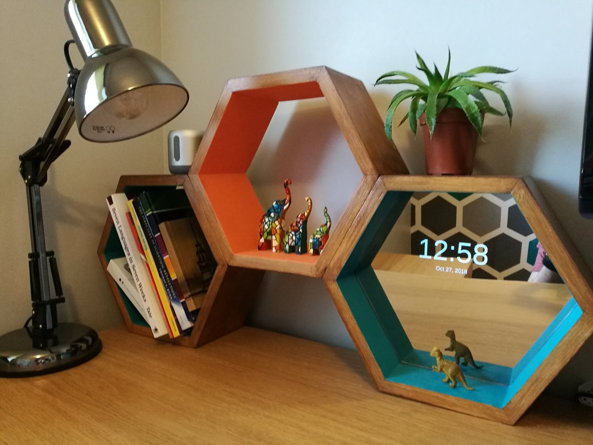 Chrisok86's tweet image. #smartshelf with integrated #smartmirror made using @Raspberry_Pi and @pimoroni #hyperpixel display. Displaying news, weather and time so far.
#Python #RaspberryPi @TheMagPi