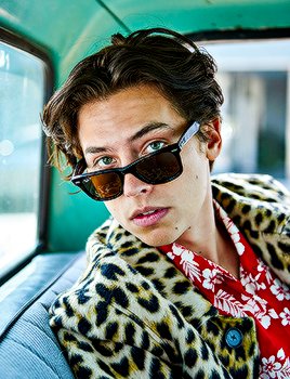 _HeyThereJuliet's tweet photo. Cole Sprouse for Boys by Girls Magazine https://t.co/Fvlwo8CNPi
