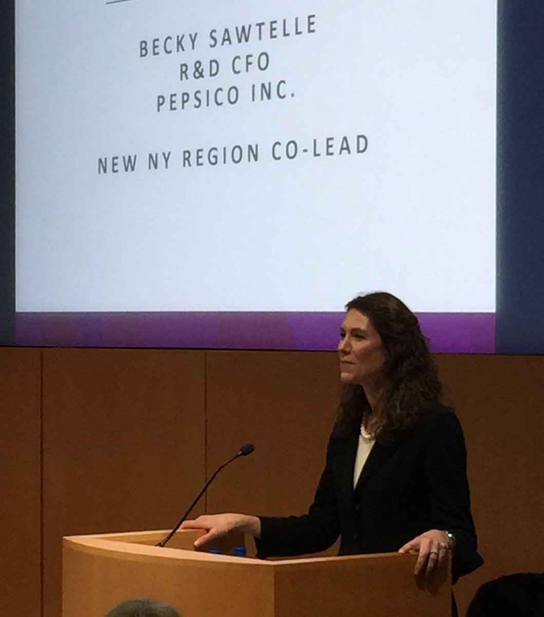 NancyKrawczyk's tweet photo. @NEWNational Becky Sawtelle welcomes over 300 leaders to A Conversation with Indra Nooyi @PepsiCo @NEWNYMetro https://t.co/EYuCjooyZo