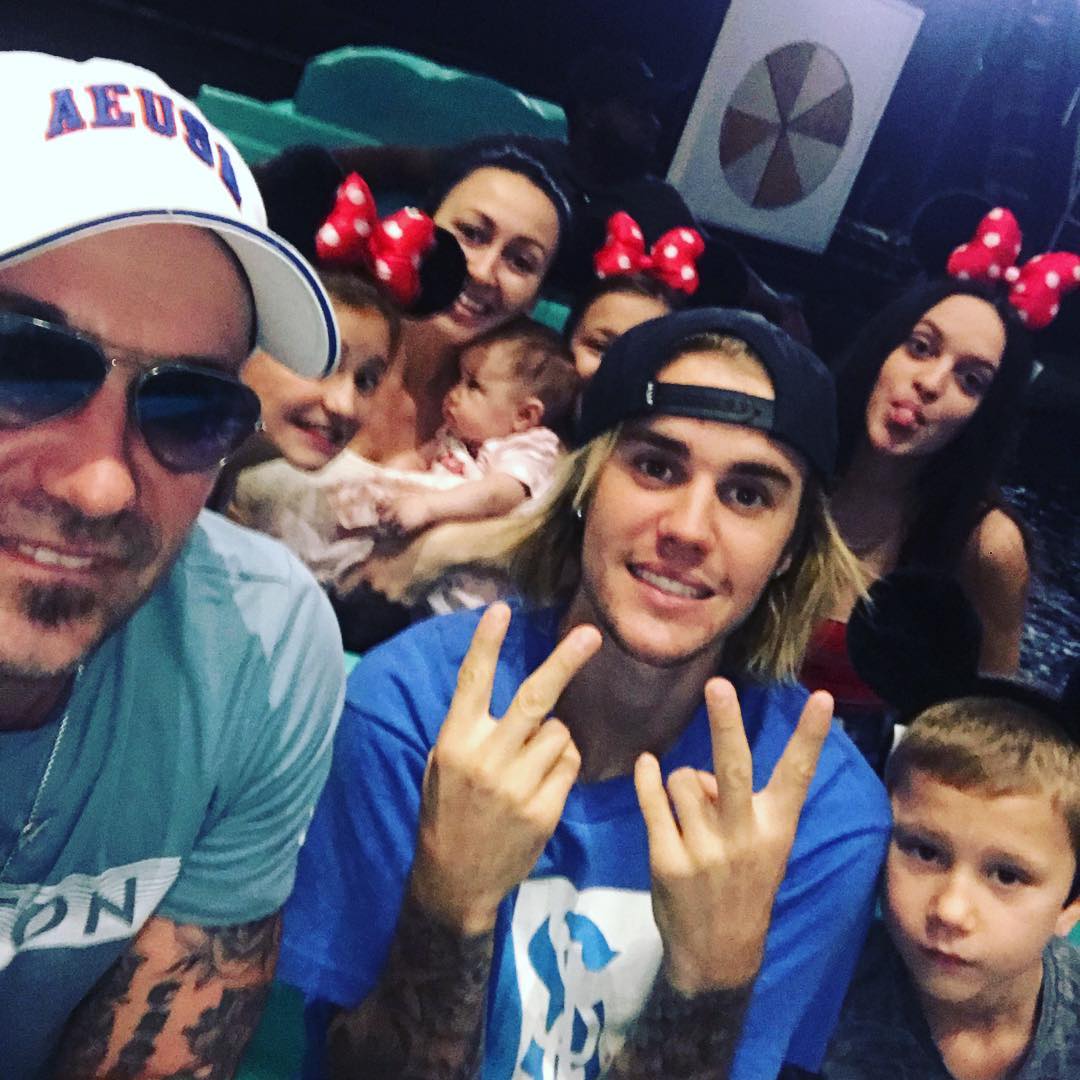 Bieber-news on Twitter
