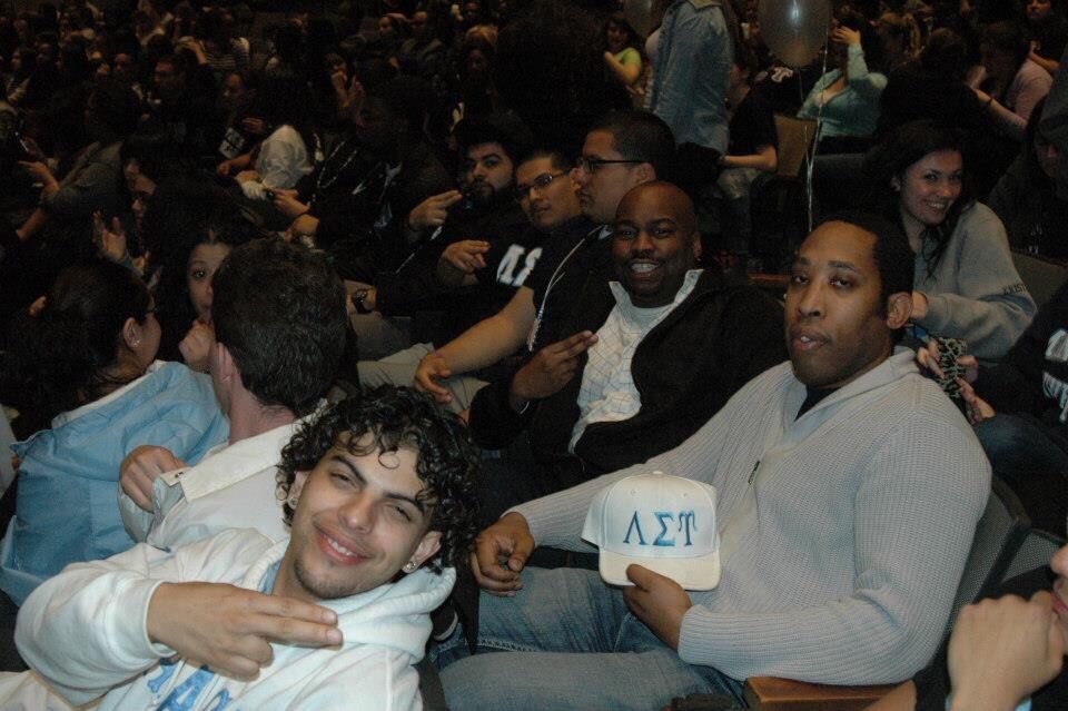 NYC_Upsilons's tweet photo. Today marks the 5 year remembrance of 
one of our deceased alumni brothers; Ronald Laborde. Ron crossed over into LSU as a Solo for the Intocables Chapter (SPR ‘04). May you continue to R.I.P. as we truly all truly miss you!  
#Coaybay #Infamous #LSUCares #Brotherhoodforlife https://t.co/i55TKzHh1h