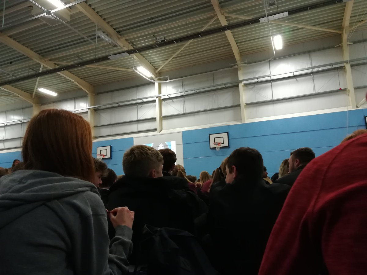 SPH6thForm's tweet image. Great first day back and welcome assembly @PhilipHowardCHS! Looking forward to this next term in the build up to Christmas 🎄⛄ #Motivation #gettingbackintoit