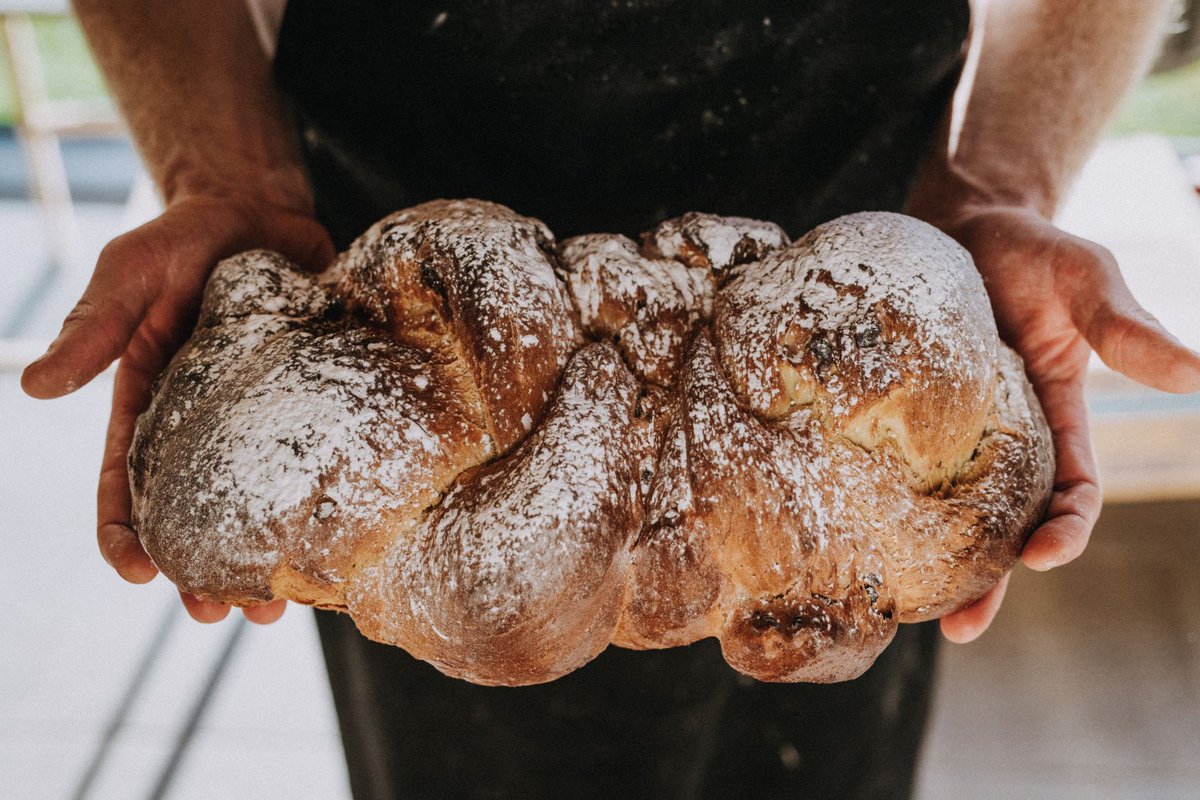 rivercottage's tweet image. Imagine the joy of slicing into your own homemade festive #brioche or a sage, onion and chestnut loaf this Christmas. Next dates November 5th, 26th, 30th &amp;amp; December 9th. FIND OUT MORE &amp;gt; ow.ly/xJZN30mq7PT #christmasbread