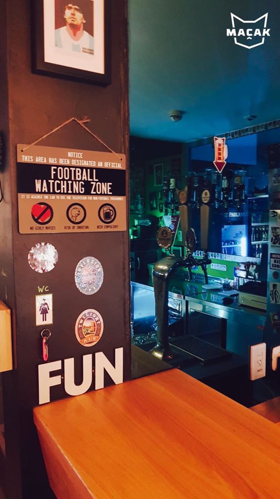 scmacak's tweet photo. [reOPENING - #SportBar]

Povirite u naš sportski kutak, mjesto gdje možete pogledati skoro bilo koji sportski prijenos, zaigrati šah, briškulu &amp; trešetu i popiti najbolji te najeftiniji Paulaner u gradu! 

P.S. Tu su i grickalice 😉

#pub #macak https://t.co/vwlkUnzBEB