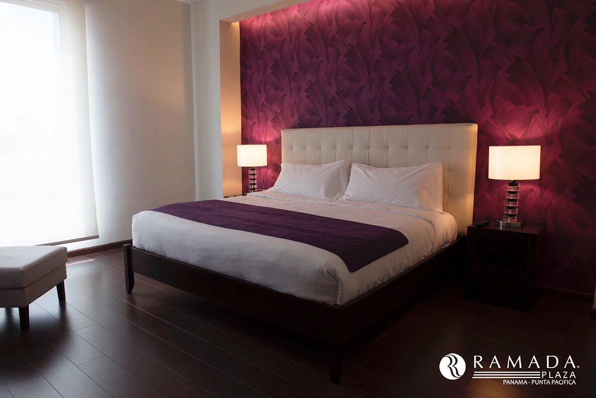 RamadaPTY's tweet image. Habitaciones con la mejor vista de la ciudad, solo la podrá encontrar en #RamadaPlaza nuestros colaboradores te harán sentir como en casa. 

Para cotizaciones y reservas:
☎️322-0000

📧reservation@ramadaplazapanama.com

💻Visita nuestra Web
ramadaplazapanama.com