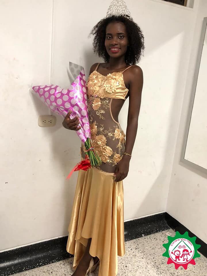AlcCumaral's tweet photo. El Alcalde, Miguel Caro y la Casa de la Cultura #JoséBercelioMertinez felicitan a Carolina Carabalí quien representó al municipio en el Il Concurso de Cultura Talento y saberes "Reinado Departamental Mujer Afro" el cual quedó virreina. 

Felicitaciones a nuestra Reina Afro https://t.co/TVFbXAa1vV