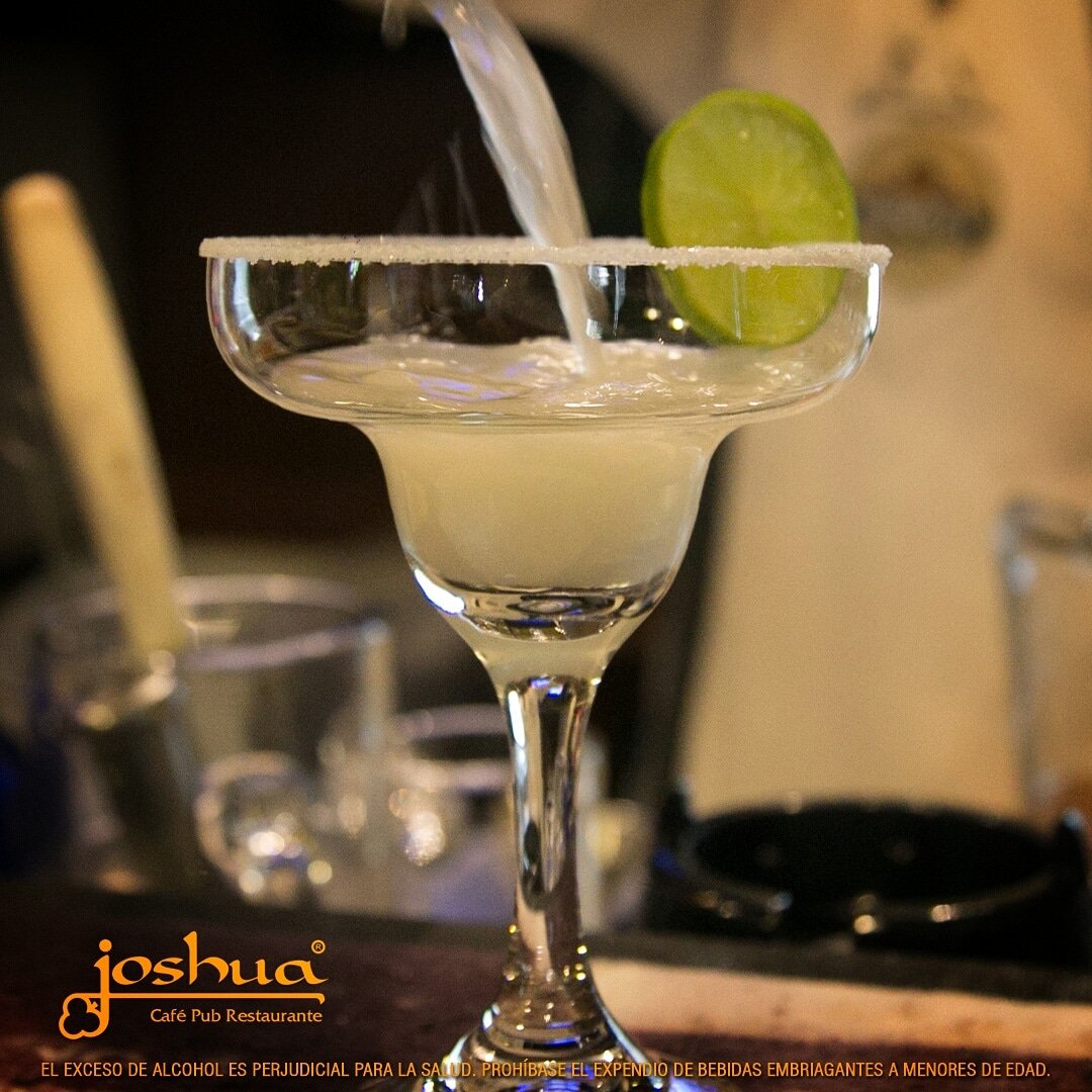 ¿Una #Margarita para empezar la semana? #CocktailTime

#FelizLunes #Coctel #Cocktail #CocktailTime #IrishPub