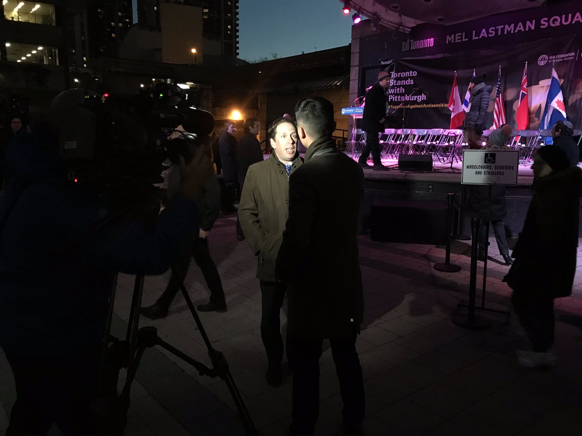 bnaibrithcanada's tweet image. Our CEO @MichaelMostyn speaks to the CBC’s @AdrianCheungCBC at the community-wide vigil in support of the #Pittsburgh victims at Mel Lastman Square in Toronto.