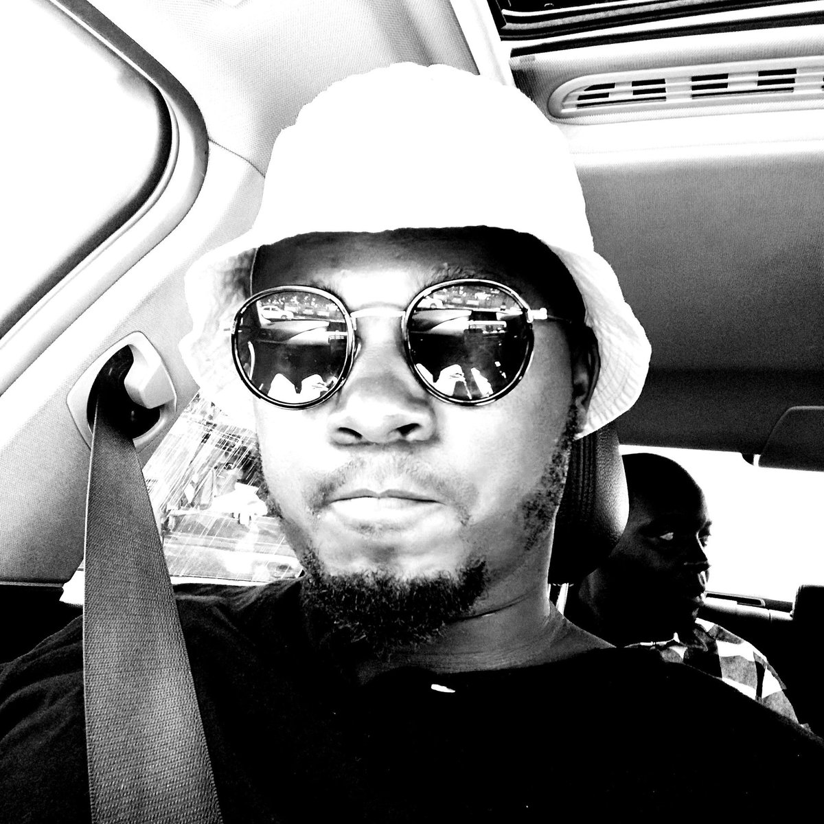 DJACTIVEPRODUC2's tweet photo. #KING ACTIVE
The beat Creator https://t.co/gO5DmaumJI