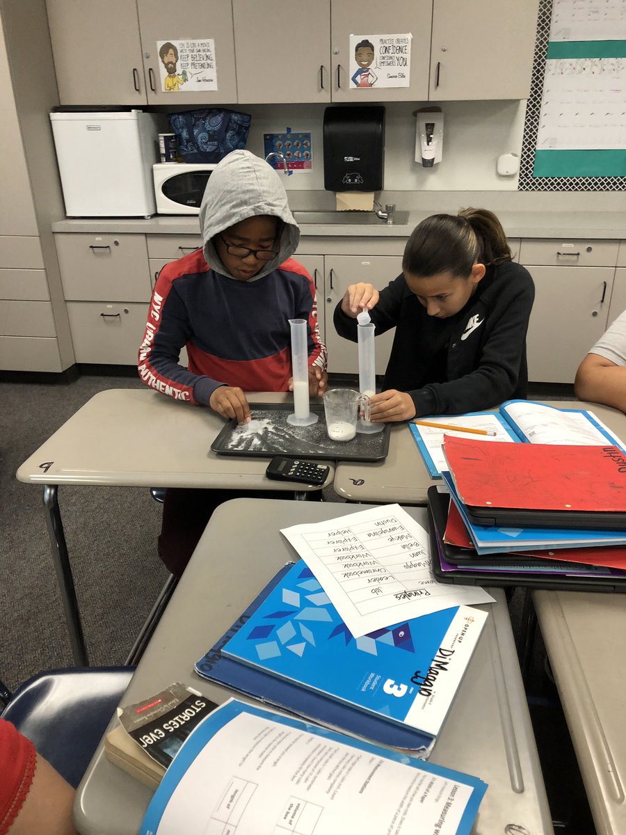 Noemi  Lay tweet media