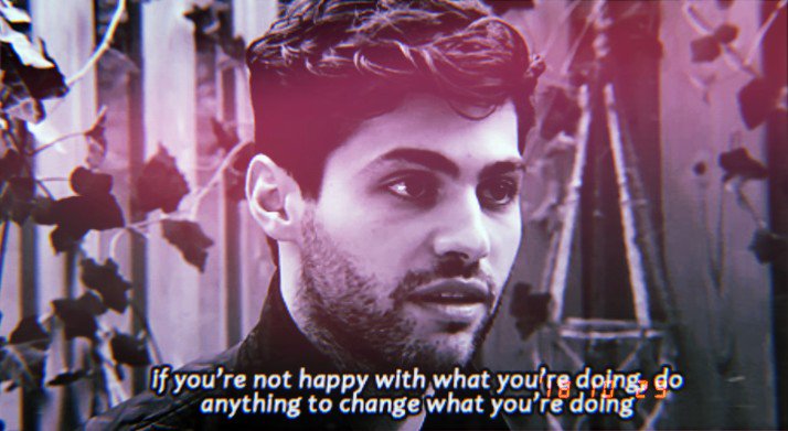 TomlinsonFlo's tweet photo. #MattAppreciationMonth
-Day29-
What do you think about Matt? 

When you're smiling, when you're smiling the whole world smiles with you.

Wherever you are 
I'm with you 
Now and forever 
All my love, Matt. 
Flo. Xx. 
@MatthewDaddario https://t.co/0KWGH10iML