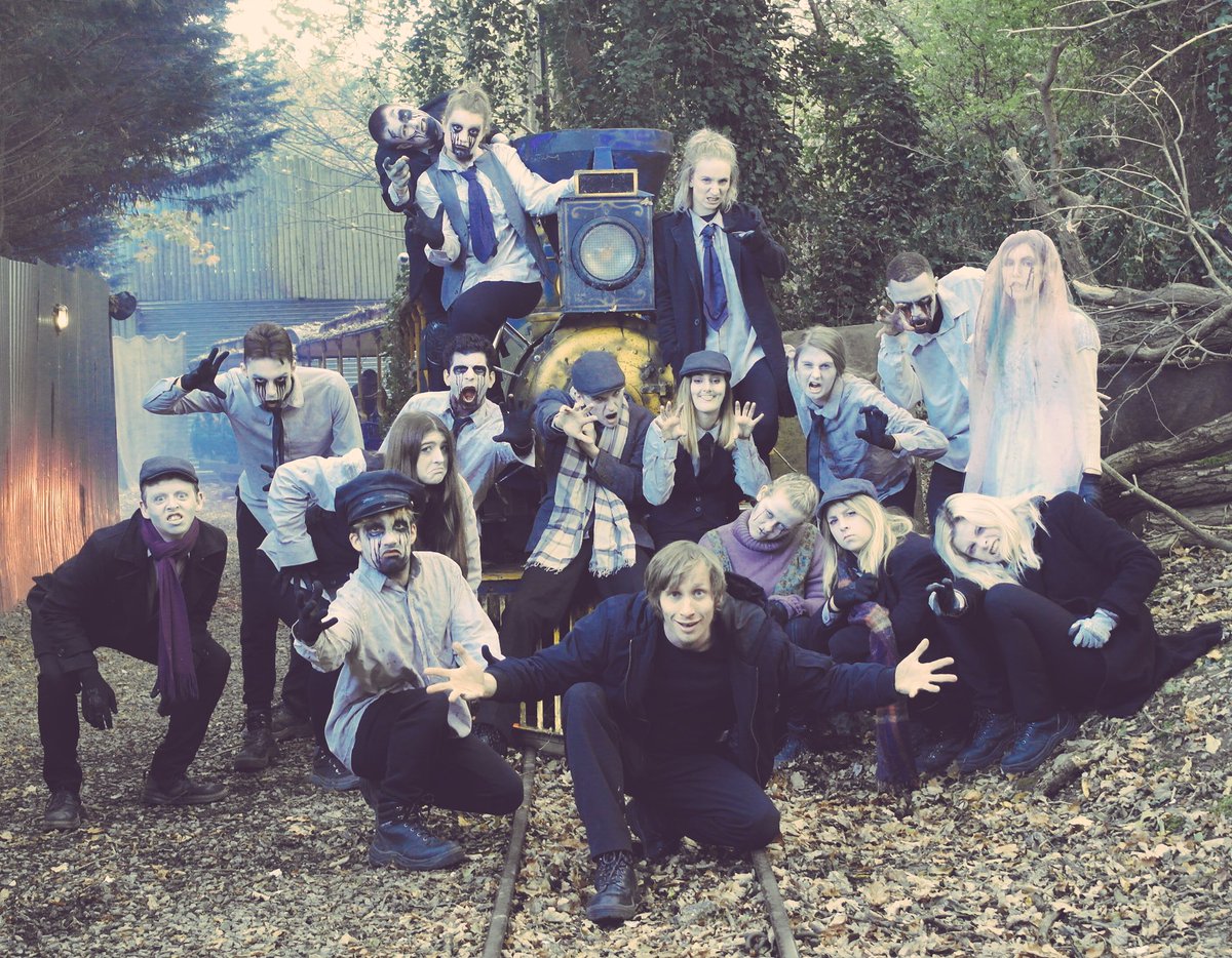 connorrrmm's tweet photo. Choo choo🚂 #Platform15 #ThorpePark https://t.co/9i2osriAIi