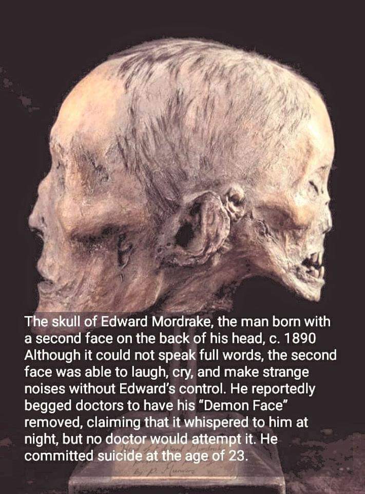 Spooky..Happy Halloween 👻 #poorman 😢