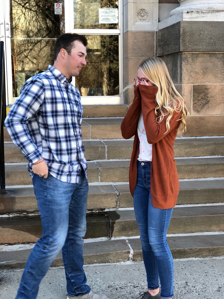 WhyEmilyCries's tweet image. Because @Knutson44 proposed !!!!!