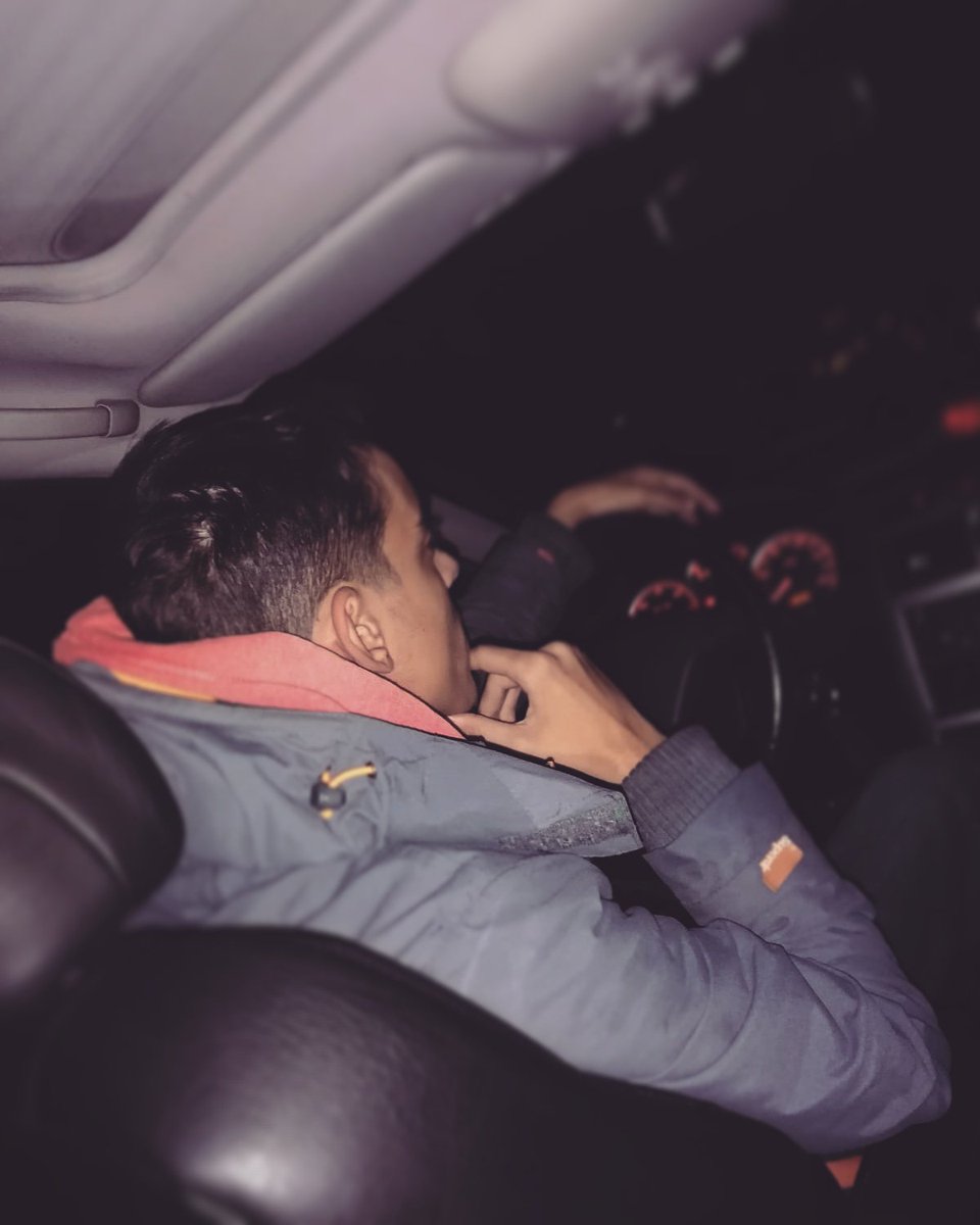 joelamaral98's tweet photo. Boy acredita eu tou bem
Sem cara preocupada
Pela minha estrada
Não devo a ninguém #TW35 https://t.co/jXuxsWPF3x
