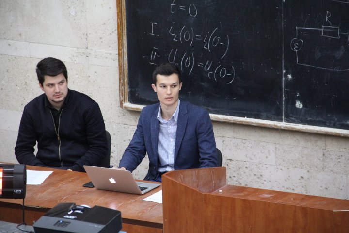 #Republia team had a pleasure to share some thoughts on the blockchain with the students of <a href="/KyivUniversity/">КНУ ім. Т. Шевченка</a>. Konstantin Denysenko and Nikolay Gora explained the technology of #blockchain, spoke about its implementation by foreign states and prospects of the blockchain in Ukraine.