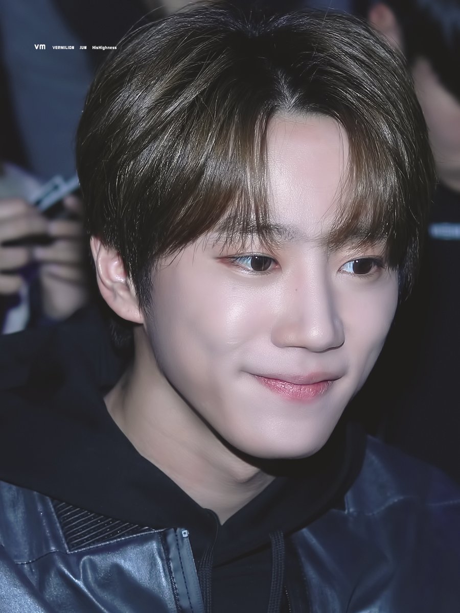 leejunpics's tweet photo. https://t.co/PbLMnsc3vQ