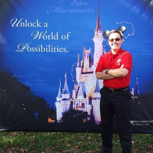 NazCFLW's tweet photo. "The Disney College Program is a gateway to freedom. Most say going to college is a freeing experience, but you're still going to classes, working occasionally, and being around those you care about. The DCP is different. You are truly on your own in the… https://t.co/79zeBfgXce https://t.co/T41V6fyEIl