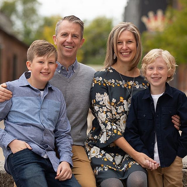 awurdock's tweet photo. There are currently 6 spots still available for Family Mini Sessions on November 10! Just in time for "We don't have a nice picture for the family Christmas card!" #family #familyphotography #art #cutekids #familypictures #cutenessoverload #amywurdockpho… https://t.co/tWPpZqxjbe https://t.co/8hllPfxzbZ