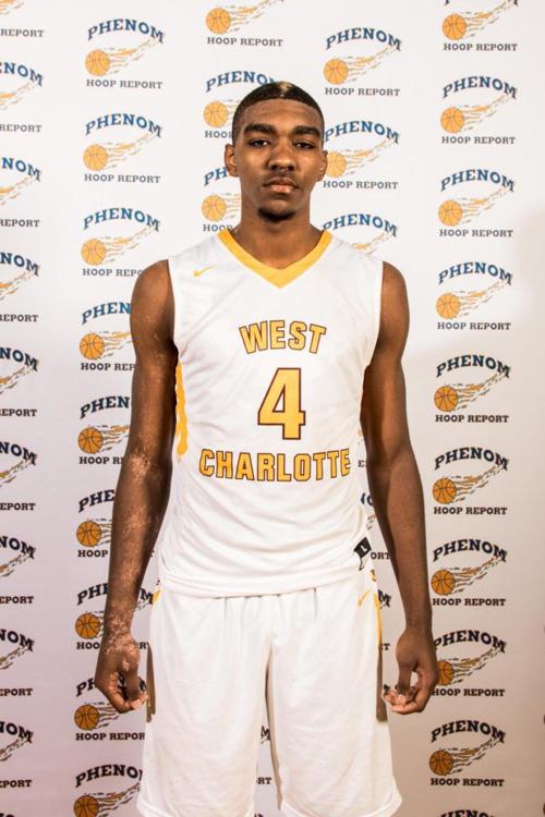 I had the opportunity to check out West Charlotte High School at their workouts last week and they're poised to be one of the best and most exciting teams in the #HoopState featuring some familiar faces and some new ones.  #PhenomOpenGymTour

READ: phenomhoopreport.com/2018/10/29/phe…