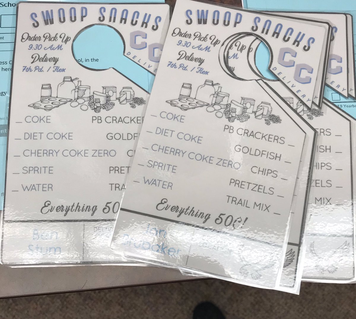 mrsle_ccmsls's tweet photo. Hey #CCMSFalcons some pretty awesome #SWOOPsnack door hangers we’re put in your mailboxes! Thank you @MsTonkinCCMS for designing the hangers! @MrsRackleyCCMS @misskennyesl @CCMS_PSP @CCMSStudentLife @RodkeyReading @RodesReaders @MrTrumpCCMS @ccmsPE @SparksCCMS @CCMS_Spartans https://t.co/ma4iheFEXx