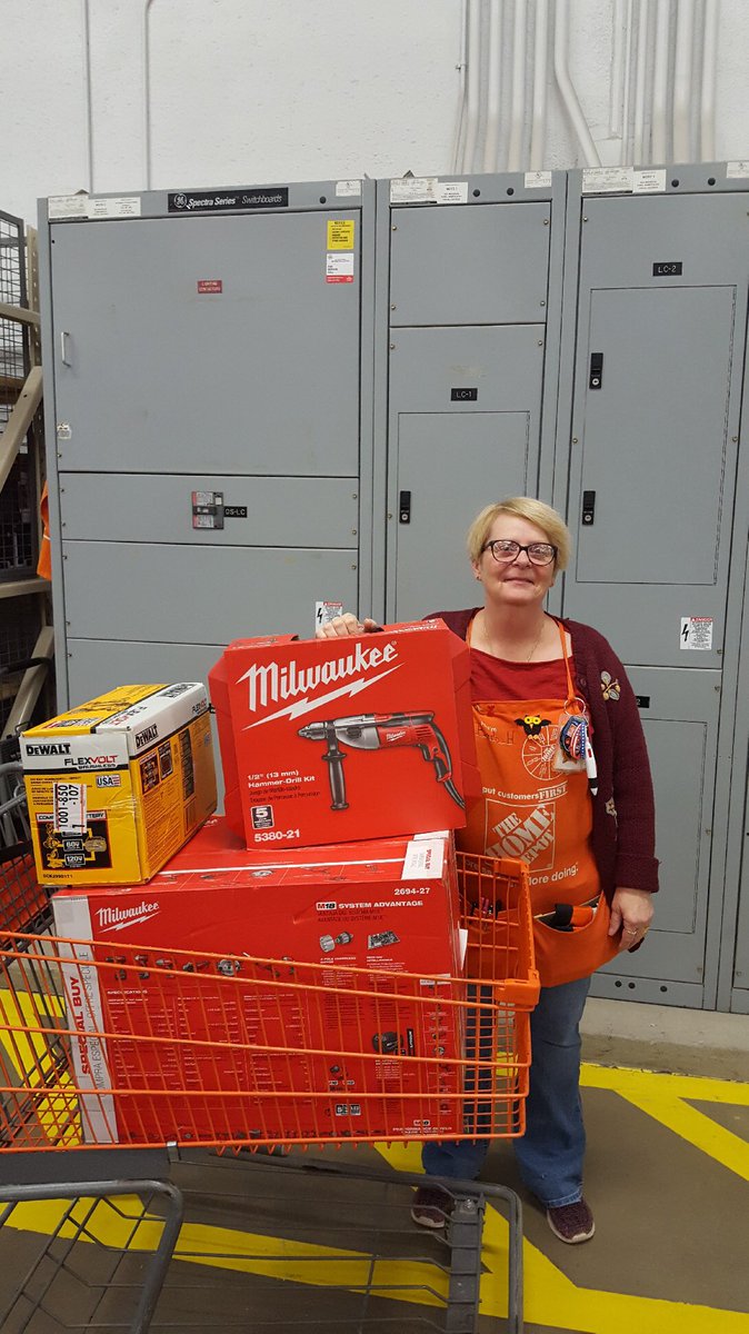 Steve Sayre (@d0177_sayre_apm) on Twitter photo Huge $1000 recovery by Head Cashier Barb out of 4156 North Versailles!! Awesome awareness Barb and thank you for your Dedication to Reduce Shrink!!! #SteelCitySquad <a href="/Millaya/">Jeremy Millay</a>. Huge $1000 recovery by Head Cashier Barb out of 4156 North Versailles!! Awesome awareness Barb and thank you for your Dedication to Reduce Shrink!!! #SteelCitySquad <a href="/Millaya/">Jeremy Millay</a>.