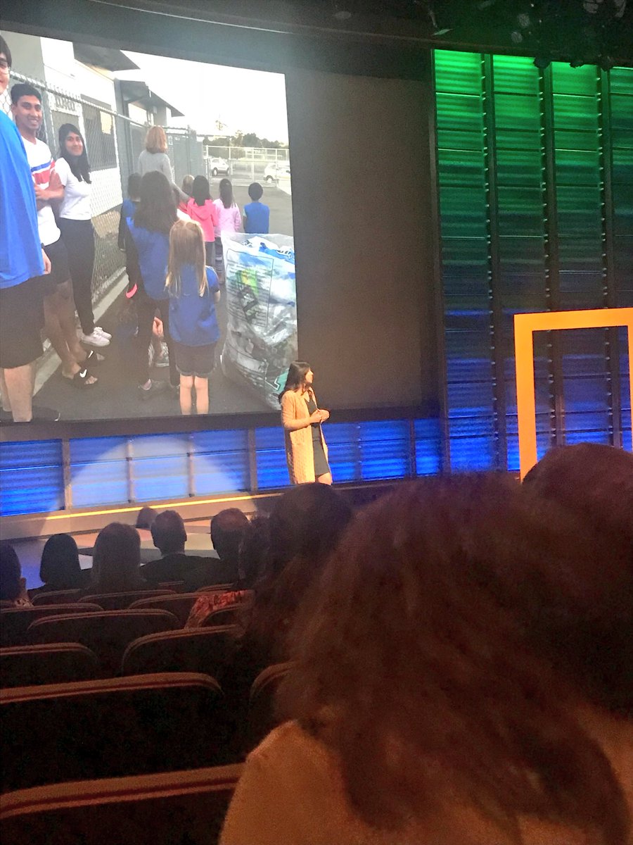 FIUdc's tweet image. Here at @NatGeo for a discussion on empowering the next generation of planetary stewards! @FIU interns Isabella and Leo came to learn as well! #NatGeoEdSummit