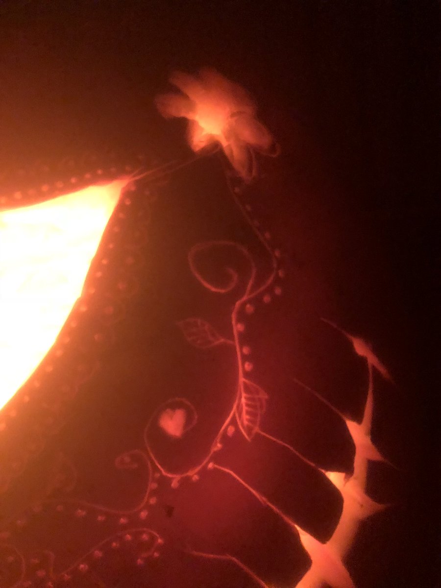 NoutoriousDad's tweet photo. #DayoftheDead 
#DíadeMuertos
#flowers 
#crafts 
#pattern
@Morrisons Giant Pumpkin

#dadsthatfannyaboutwithshitforfuckall https://t.co/FtjqpkWbM6
