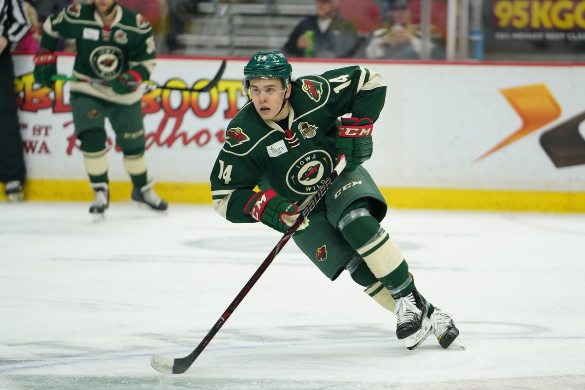 dsm_captive's tweet photo. Some All Saints Day action in @mnwild prospect ranks. Up in the OHL:

Lodnia (RW/2017/3rd Rd) is on a 3 gm pt streak as @OHLIceDogs host the @OHLSteelheads and K. Washkurak (2019-eligible); 18:00

Washkurak has 15 pts in 14 GP. Had 15 pts all last yr

#ohl #mnwild #wildprospects https://t.co/m7XJy3zU1R