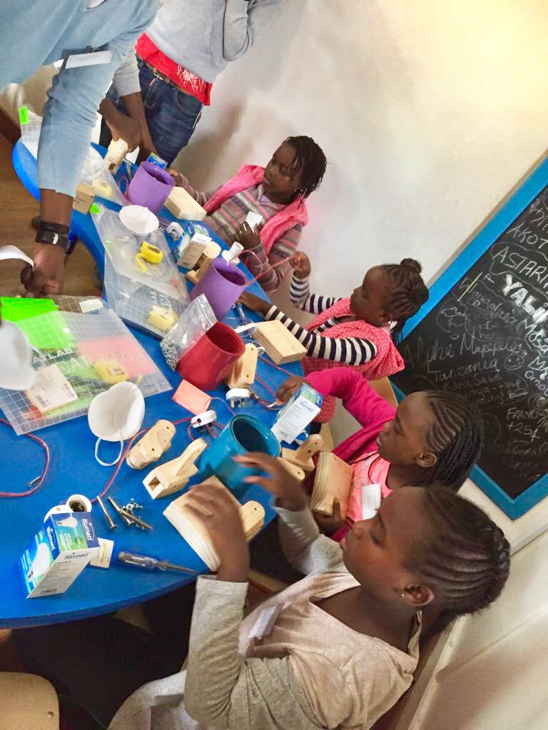 CCiiru's tweet photo. Glad to be a #Safaricom partner on #Sustainable business through our #education program #KidzGoTech. Taught over 1,500 children future industrialists #SDG4 #SDG9 #SDG17 @SandaOjiambo @alykhansatchu @bobcollymore @SteveChege_ @FunkidzFunkidz2 https://t.co/5OQhczb4kg