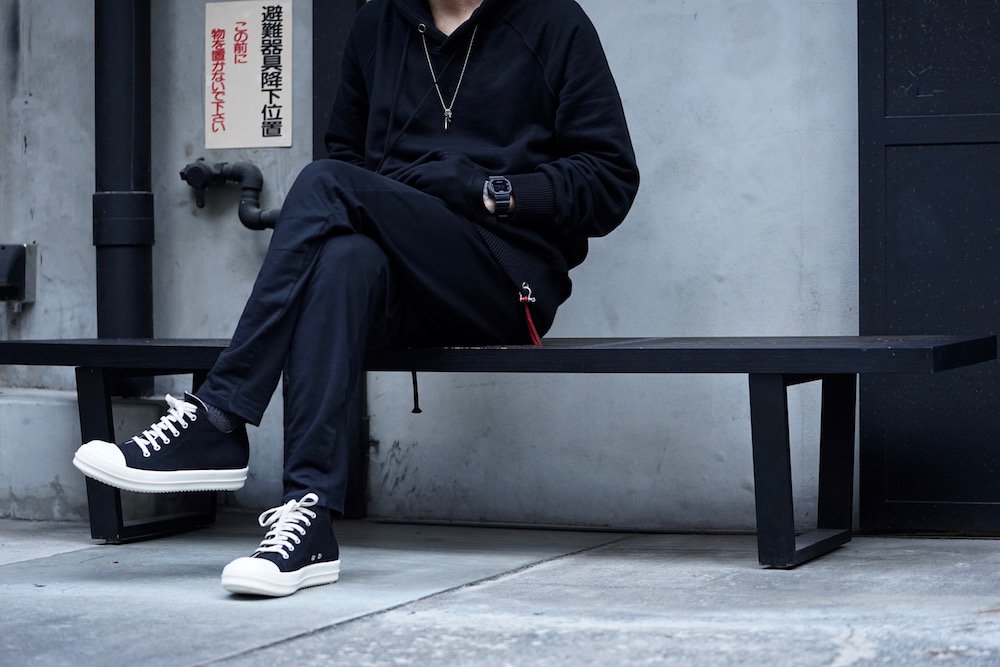 The R on X BLOG UP DATE DRKSHDW by RICK OWENS CANVAS LOW SNEAKERS https t yjXjLp5zov DRKSHDW RICKOWENS https t fkMXX8oU1v X