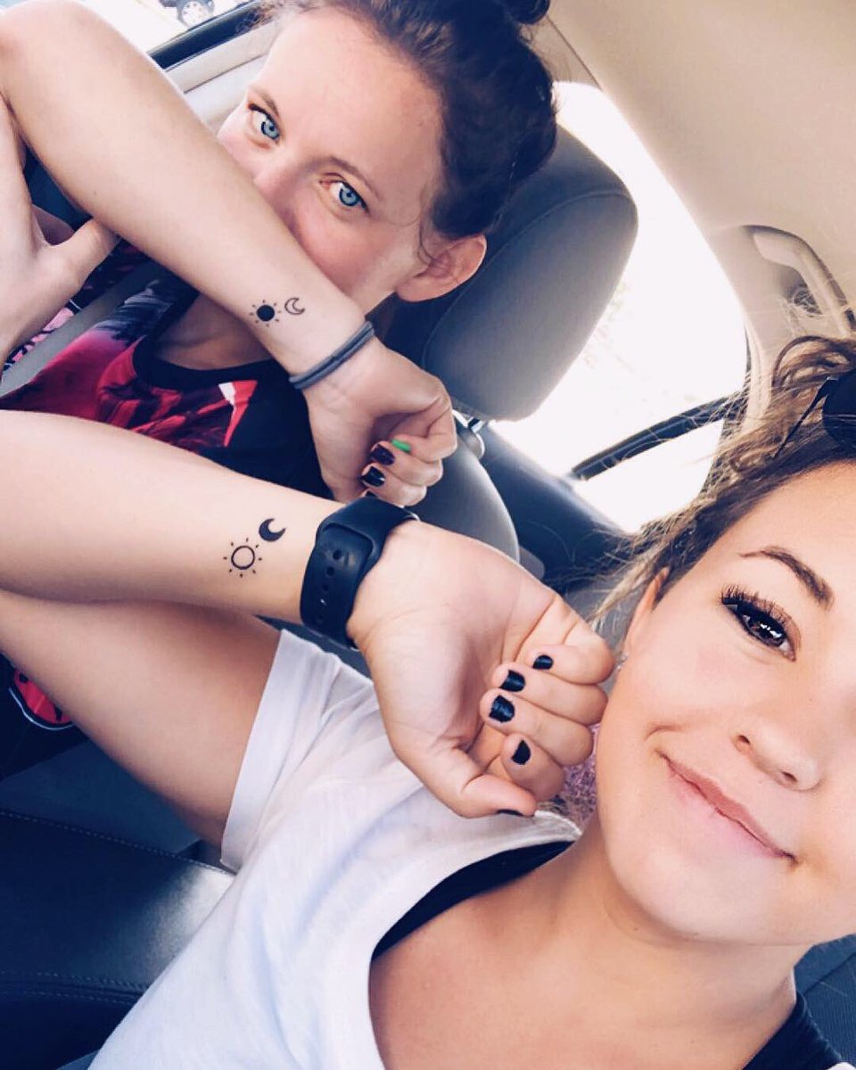 Bear12C's tweet photo. She’s my #soulsister 🌙☀️
@aubs95 https://t.co/6t3oEXc28B