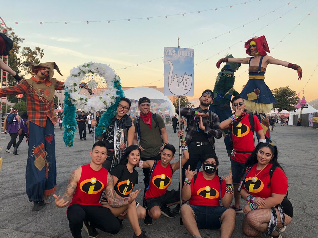 damexicansaiyan's tweet photo. #EscapeSoCal #NewHomies #ElCholoRaver https://t.co/PfNcrcwHCy