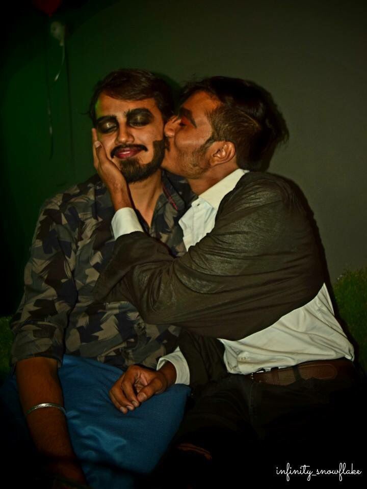 sppektrum's tweet photo. Saturday was great !! A warm Thank You to everyone who joined us at All Rounder Shots, Phoenix Marketcity, Pune
#halloween
#Octoberparty
#SPPEKTRUM
#PuneParty
#PuneLGBT
#LezSocializeWithSPPEKTRUM https://t.co/hRMpisCkas