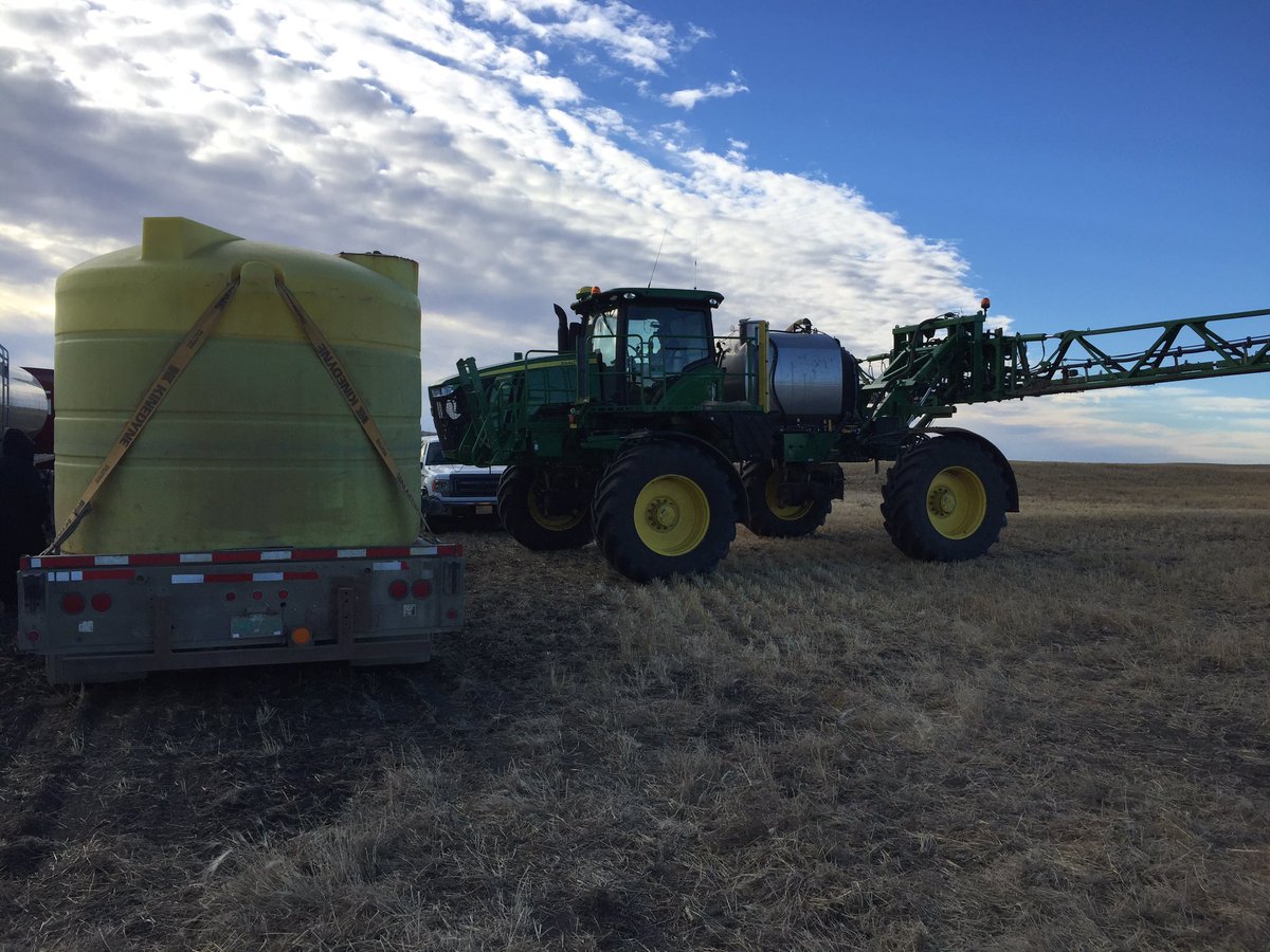 ChrisPile82's tweet photo. #ArmRiverFarming Fall Fertilization #4RNutrientManagement #ThePowerOfEchelon #VariableRates #Nitrain #NStabilizer #NutrienaAgSolutionsLumsdenSk @DouhaniukI @Lucas_Hofer @mahhofer @PaulHofer18 @NutrienAgCda @LovelandCDN @AGRICENLIFER https://t.co/6ONr4KpHtk
