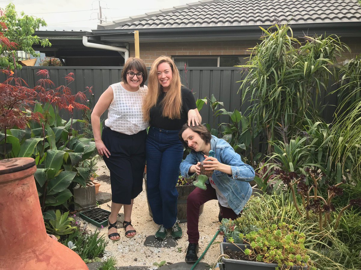 QualityTimePod's tweet image. New QTPOD up w/ LORETTA MILLER from @jazzpartymelb plus Angus eats Maxibon &amp;amp; Red Bull which is a potentially fatal concoction. Do it!

Stream: bit.ly/2OWGkzj
iTunes: apple.co/2N3CIWm
Stitcher: bit.ly/2xGrXo6