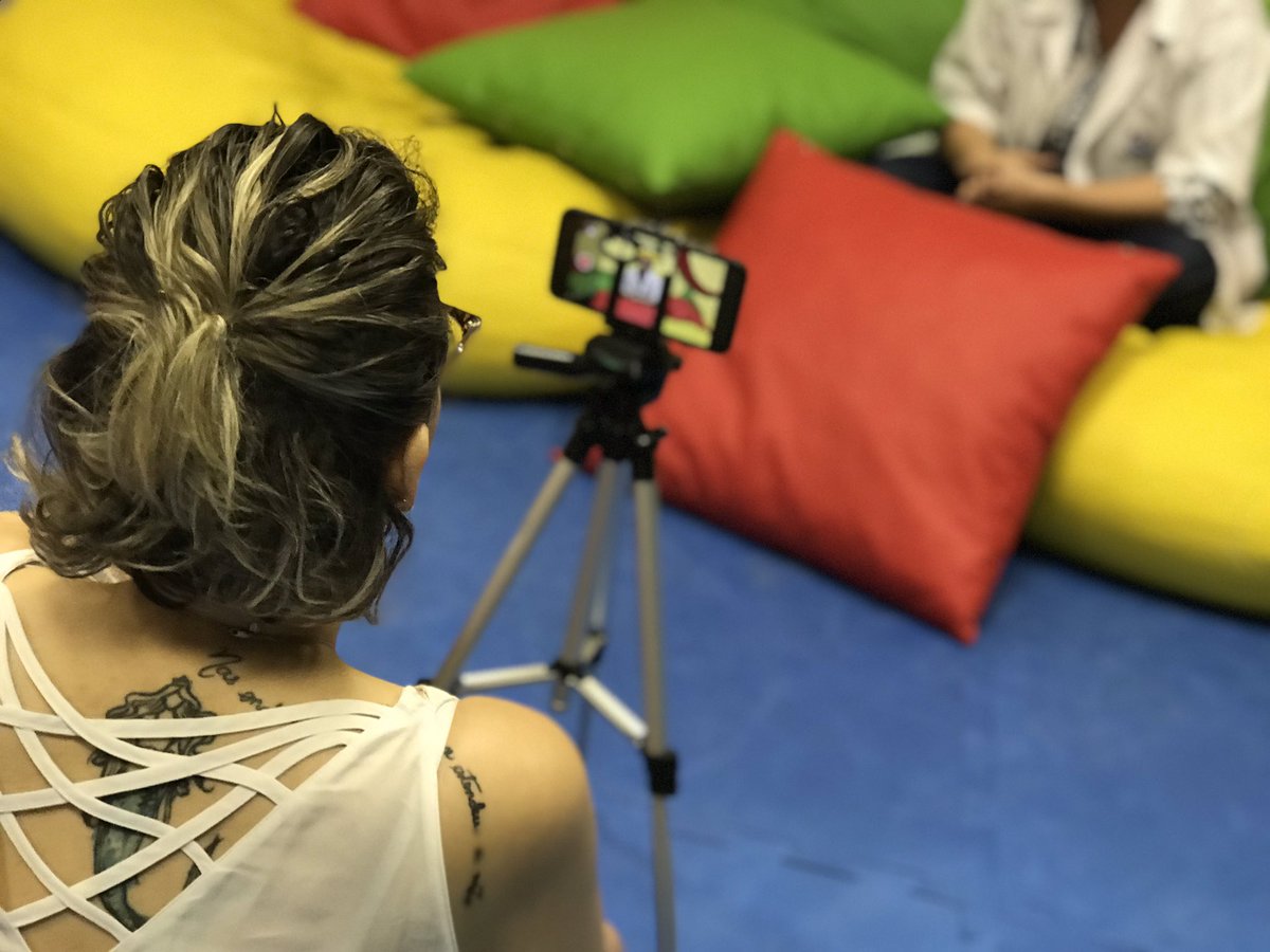 webflavia's tweet photo. Impossível cansar daquilo que se ama! Work, work, work 💪🏻 #webflavia #clienteWF #agenciadepublicidade #agenciadigital #marketingdigital #jobdodia #gravando https://t.co/8f90HMdqLO