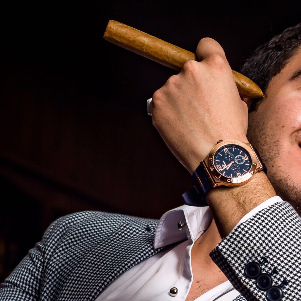 TimeForce_Watch's tweet photo. El tiempo pasa y nunca vuelve atrás…

#TIMEFORCE #timeforcewatches #time #force #luxurywatches #luxury #Relojes #Watch #Deporte https://t.co/mug4vEgF3Y