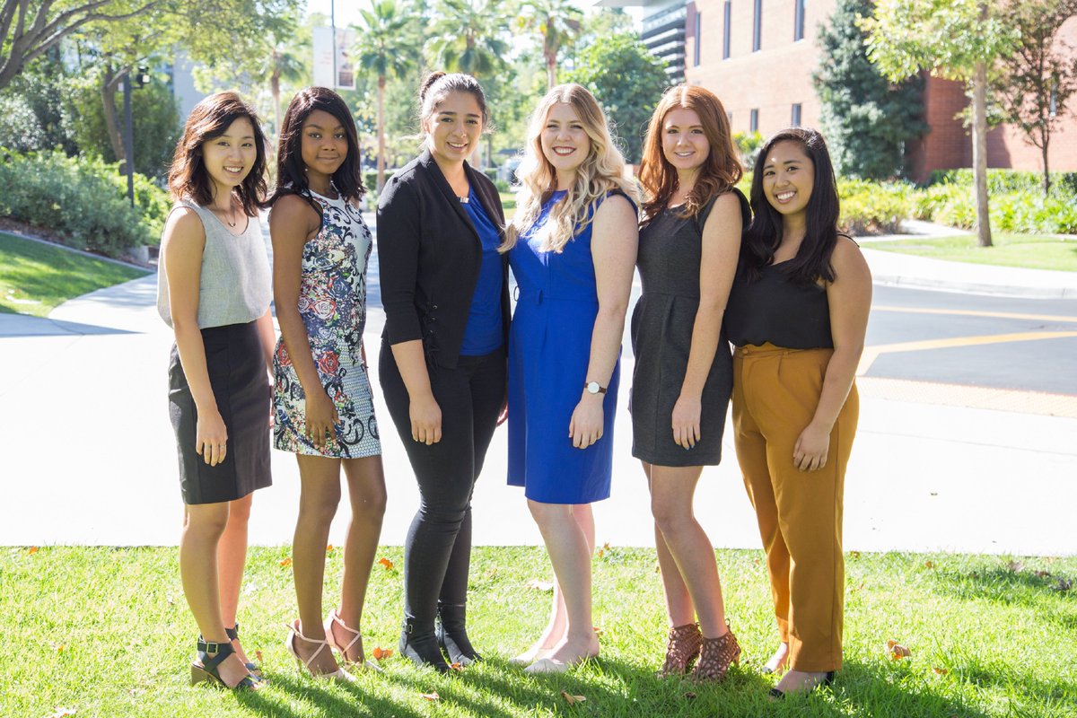 6thStreetPR's tweet photo. Meet the new @6thStreetPR team for Fall 2018- Spring 2019. Fun fact: This is the first ever all-female team! Let's do this ladies!! https://t.co/F9GpHd0uyn
