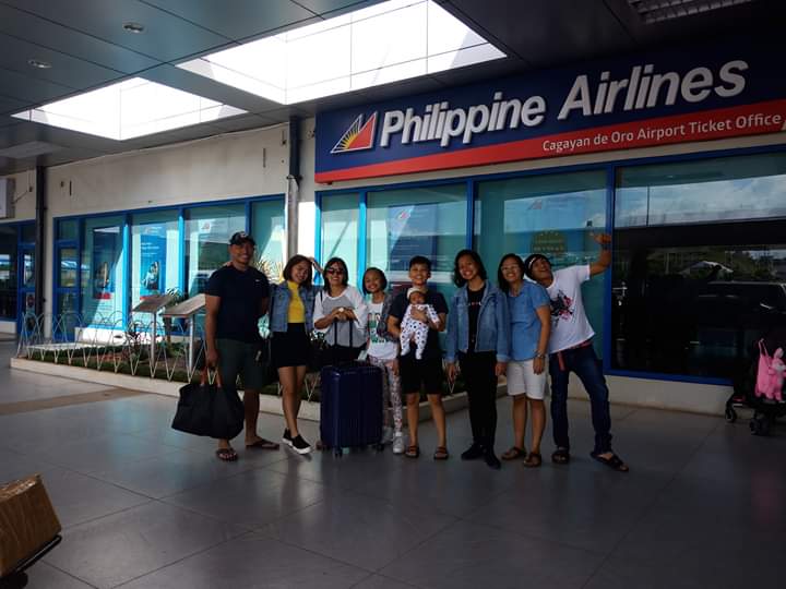 AcutEngian's tweet photo. @ Laguindingan Airport, sending off my sister. Have a safe trip and God bless on your new journey! Bon Voyage! 👋 🇺🇸

P.S ako napud mo sunod sa imo puhon ☝🏻🙏 https://t.co/Sv5SXSHc5I
