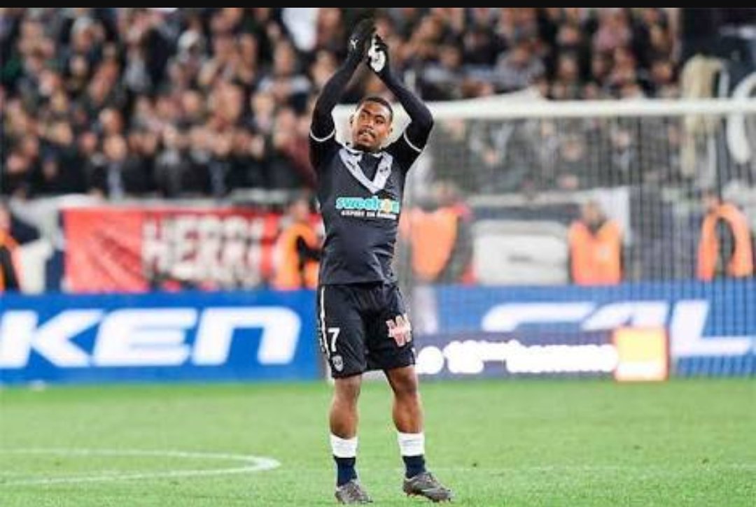 CATMML360's tweet photo. ATL 2x1 BVB - De Virada 🤪

Em um jogo tenso e aberto o Atlético 🔴⚪🔵 conseguiu a virada diante de um perigoso BVB.

Destaque novamente para Malcom que com 2 assistências 🎯 foi o MoM. https://t.co/ke3AiClv3B