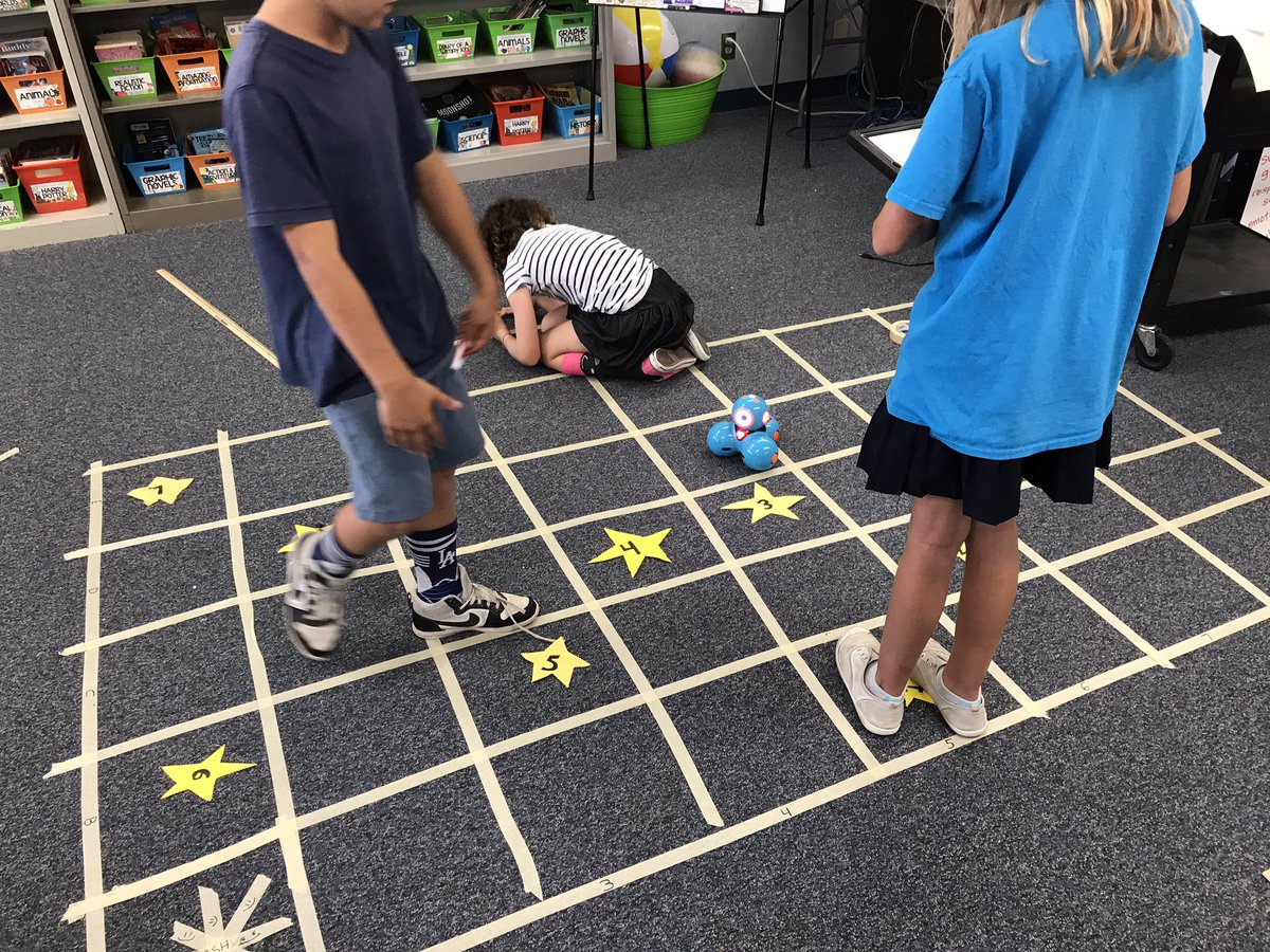 MissMedve's tweet image. @WonderWorkshop Our team set up their grid today and began coding Mission 1! #codingteam #codingintheclassroom