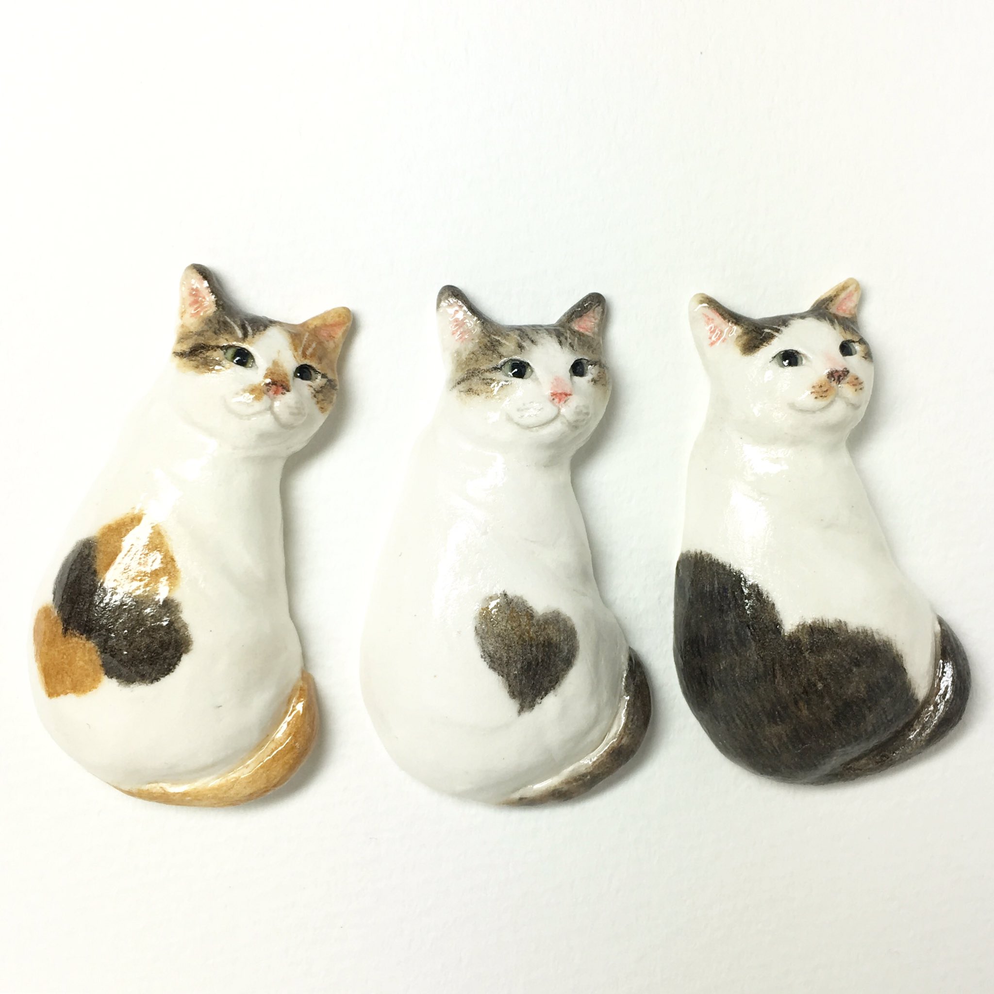 ট ইট র きなこ舎 石塑粘土で小さな猫のブローチなどを作ります 次回の出店 デザインフェスタ48 ブース F 74 きなこ舎 出展日 11 10 土 東京ビッグサイト 西ホール1階 デザフェス デザフェス48 Thanks Lupopo Cafe