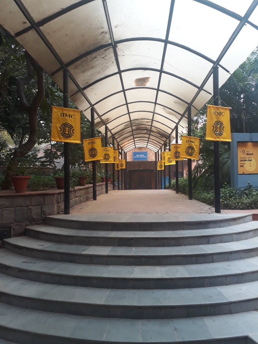 ananya_30's tweet photo. National Seminar on State of Indian Language @IIMC_India Day-2 
All set!!! 
#iimcnationalseminar #iimcadpr2018 #languagejournalism #languagejournalismseminariimc https://t.co/cKzioTgNT6