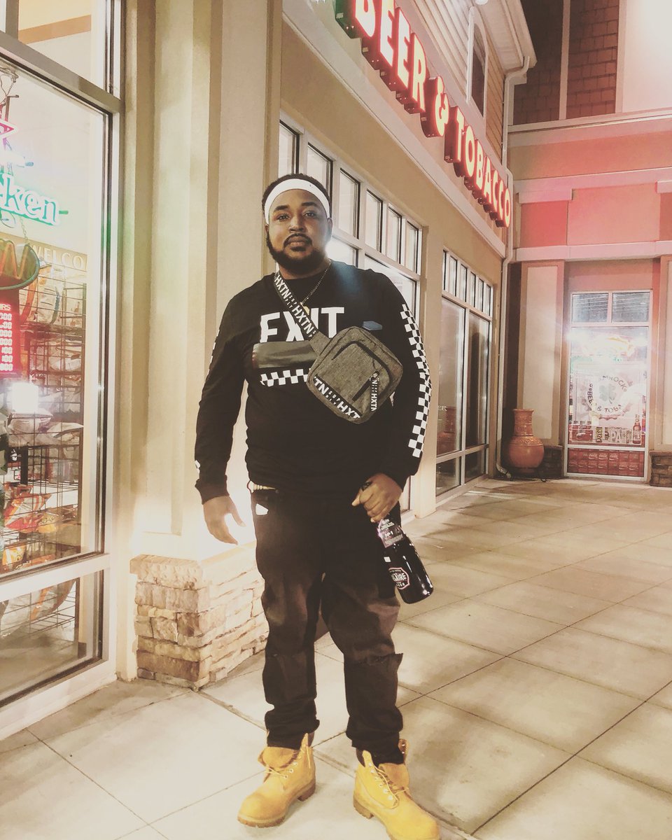 FatMook_'s tweet photo. I like my bag in all hunchos https://t.co/I8Slqbf9CR