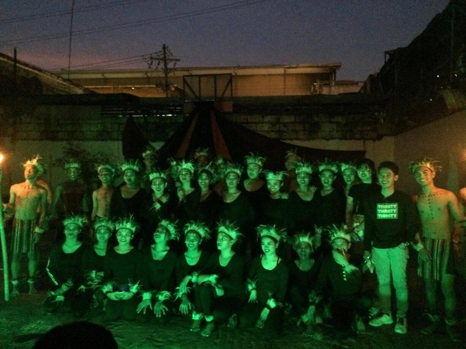gerald5_gerald's tweet photo. CONGRATULATIONS 
ABM-1 💛💜💙
" THE CONGO " 
- SPEECH CHOIR
LEAD BY: JANINE SORILA (PRESIDENT) @Jnnsrl 
#ABEMAKATI https://t.co/qOX7KTJPxx
